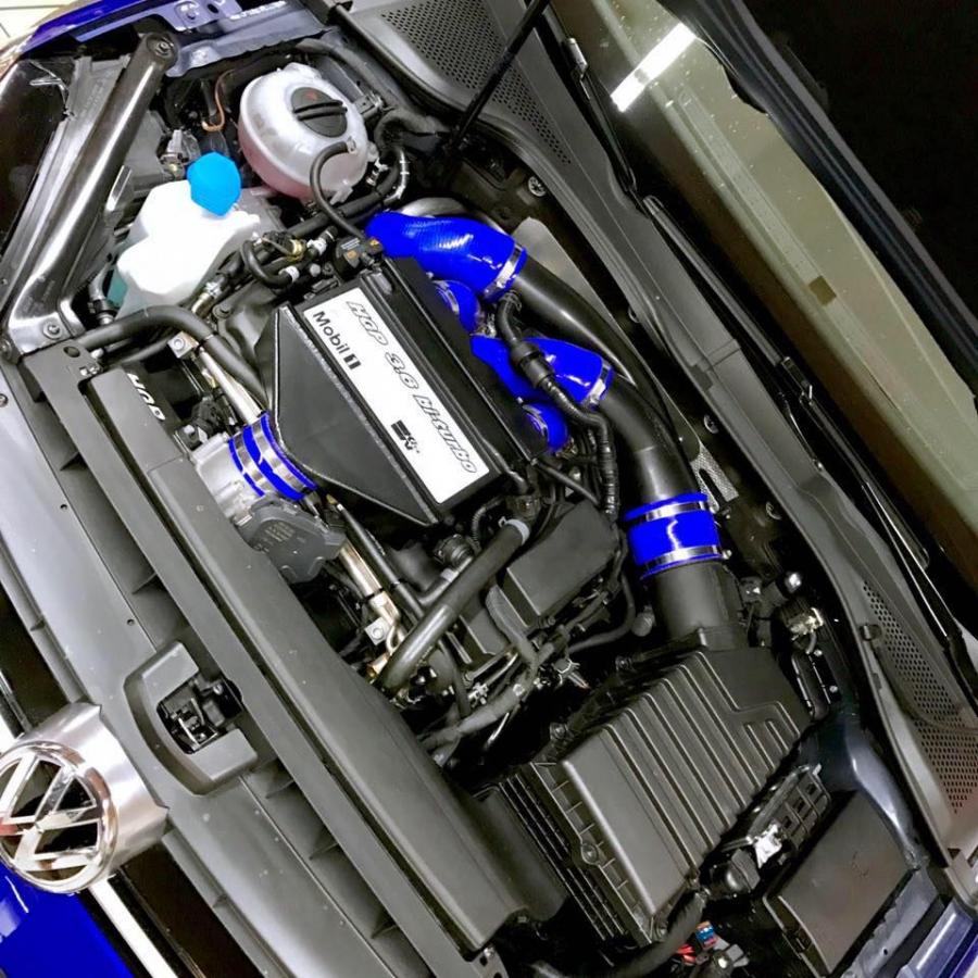 Моторный отсек Volkswagen Golf 7 R by HGP-Turbo 2016 года  (фото 3 из 4)